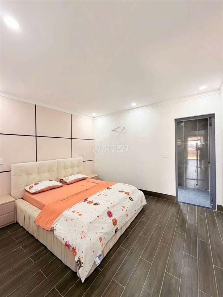 Chính chủ cần bán gấp nhà 1 trệt 2 lầu đường Lê Thị Trung đã có sổ