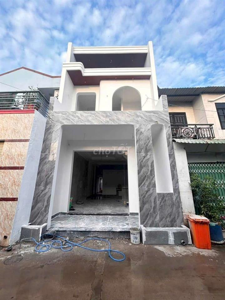 Thanh lý nhà mới xây Thủ Khoa Huân P. Bình Chuẩn sổ sẵn