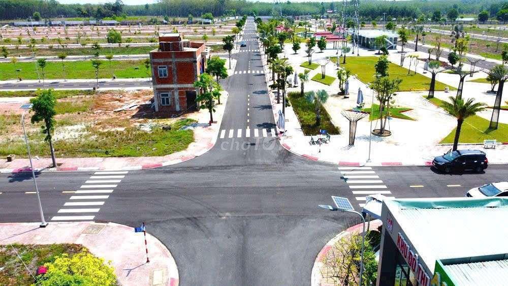 Cần bán gấp lô đất 70m2, MT DT741, gần KCN vsip 2, đã có sổ riêng
