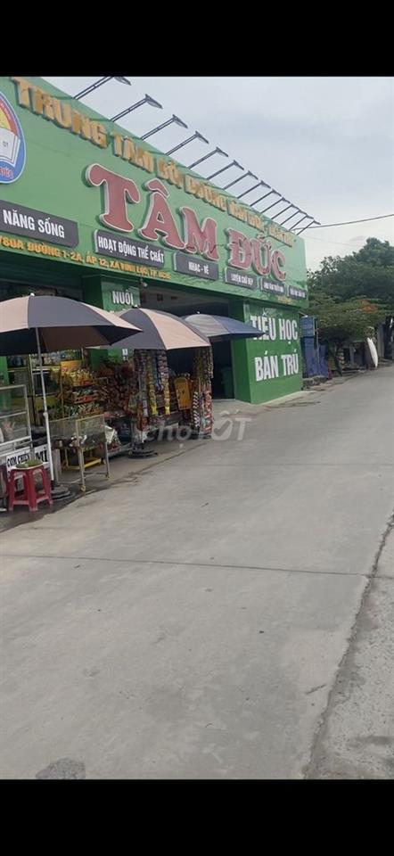 Ban đất chính chủ
