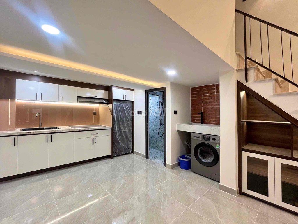 XEM LÀ CHỐT, VỊ TRÍ TRUNG TÂM Q1, MỚI XÂY - CÓ THỂ XEM NGAY