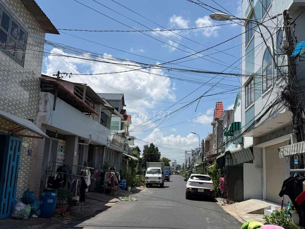 Đất Thổ cư có nhà khu việt kiều củ chi