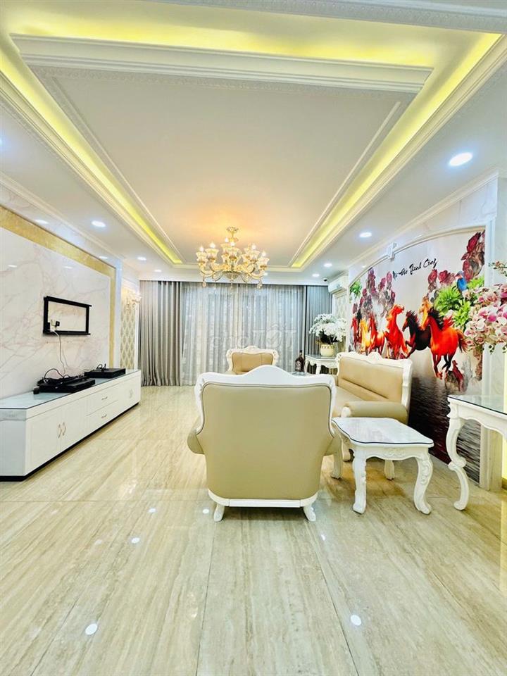 Cho thuê nhà khu K300 đường Nguyễn Minh Hoàng - DT 6m x18m, Hầm 3 Lầu