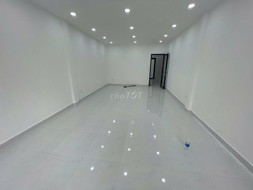 Cho thuê nhà nguyên căn đường Lê Văn Sỹ, Phú Nhuận, 5mx25m, DTSD 250m2