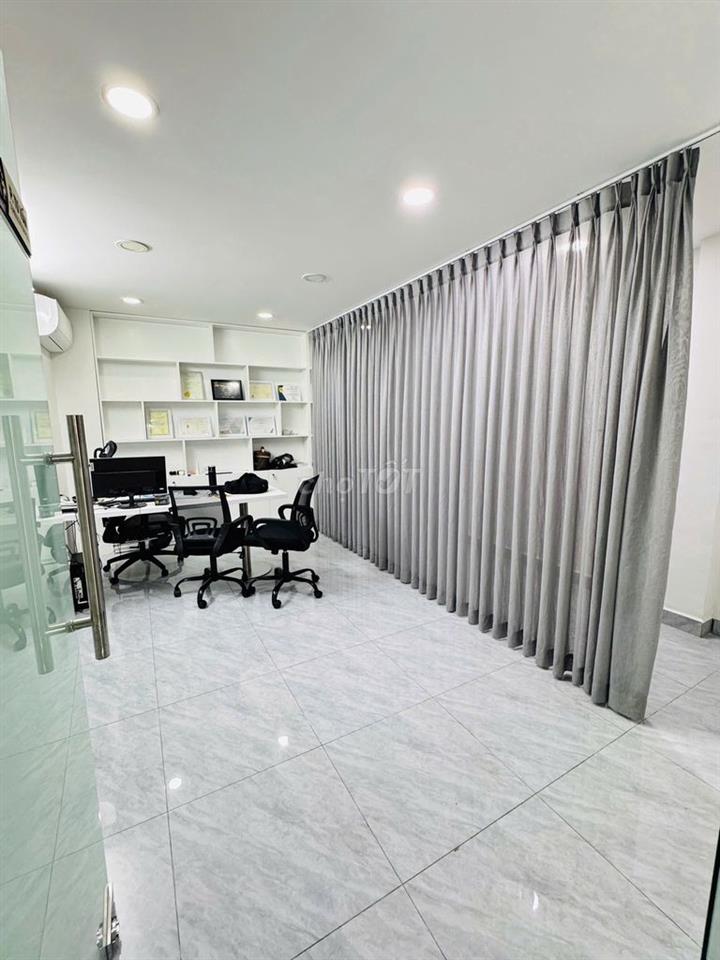 Cho thuê nhà khu Phan Xích Long, Phú Nhuận, ngang 4m dài 16m, 3 Lầu
