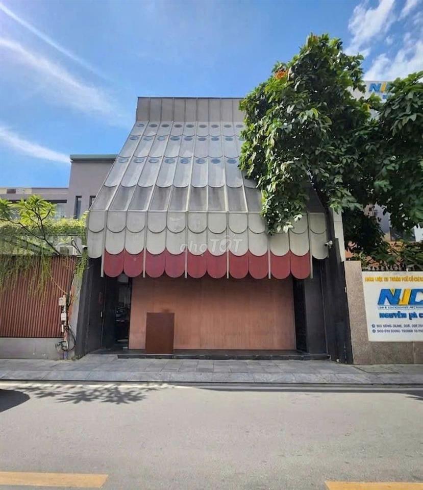Cho thuê nhà mặt tiền 50 Đặng Dung, Tân Định, Quận 1 - DTSD 500M2