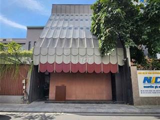 Cho thuê nhà mặt tiền 50 Đặng Dung, Tân Định, Quận 1 - DTSD 500M2