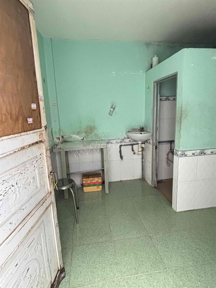Cho nữ thuê phòng trọ Gò Vấp, có gác, gần bệnh viện 175