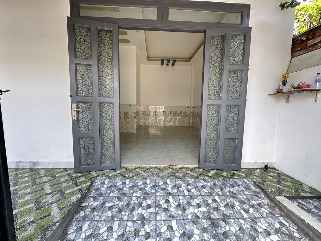 Bán nhà 1 trệt, 1 lầu