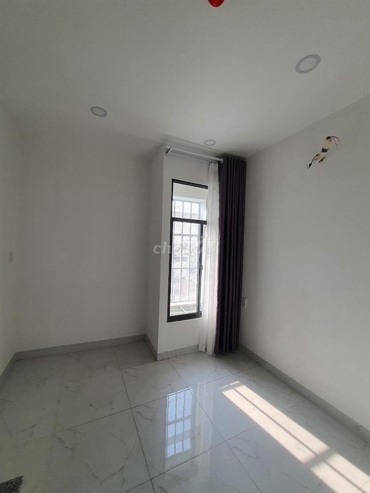 Phòng mới đẹp, sạch sẽ