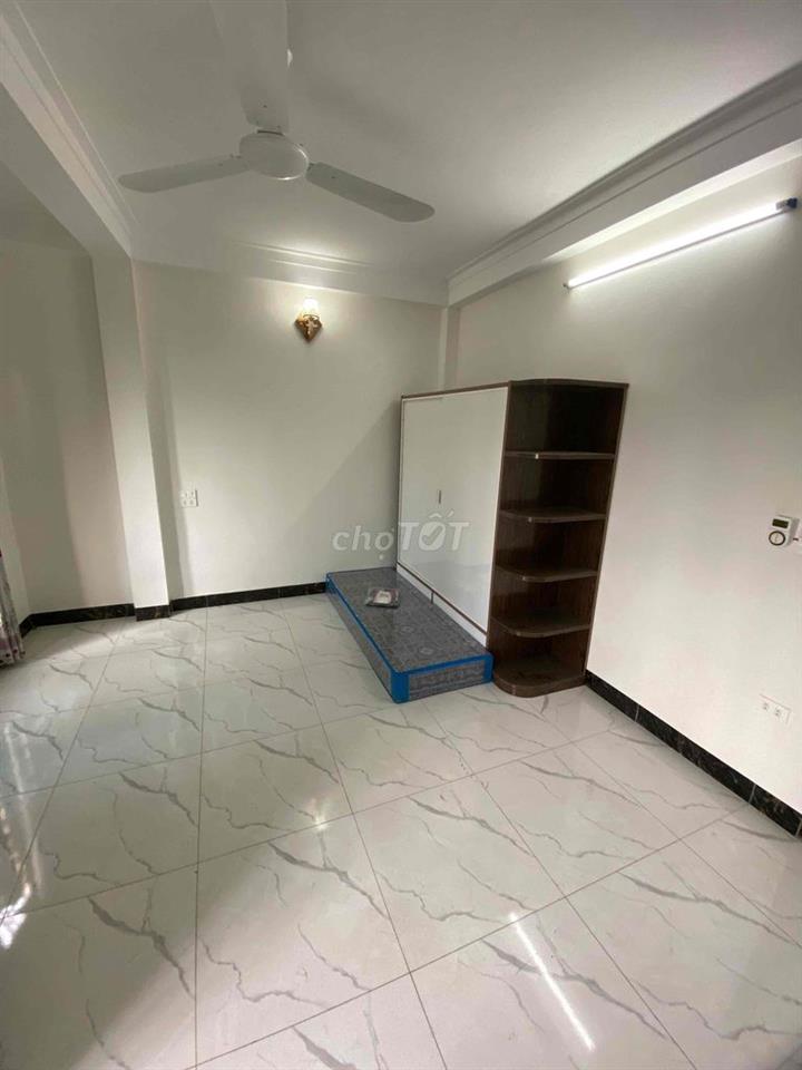 Phòng trọ gần đhoc phenika 1,5km kiểm sát 800m