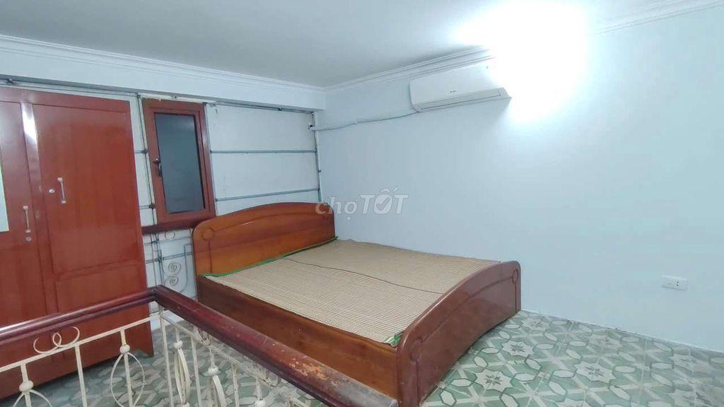 Phòng Xã Đàn Khu Trung Tâm Giờ Tự Do 2tr2 2tr5
