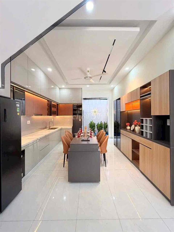 Cần Bán Gấp nhà mặt tiền đường DT743 - An Phú - Thuận An