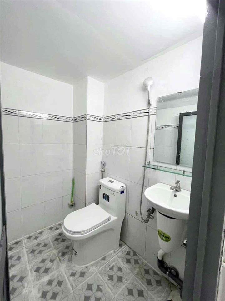 trọ thạnh lộc, gác cao