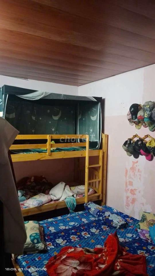Nhà chính chủ bán một trệt một lầu có sổ hồng riêng nhà đổi một tấm