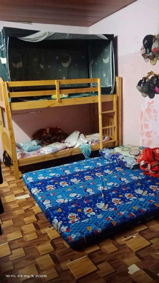 Nhà chính chủ bán một trệt một lầu có sổ hồng riêng nhà đổi một tấm