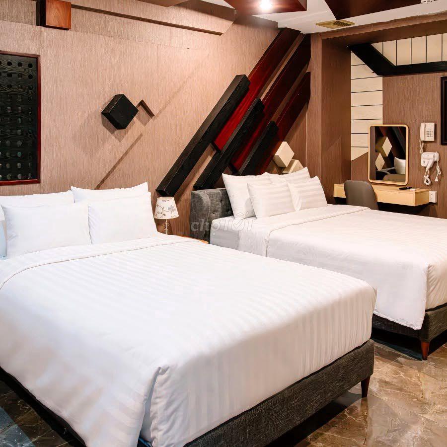 Cần Sang Nhượng Khách Sạn HOLA Cần Thơ