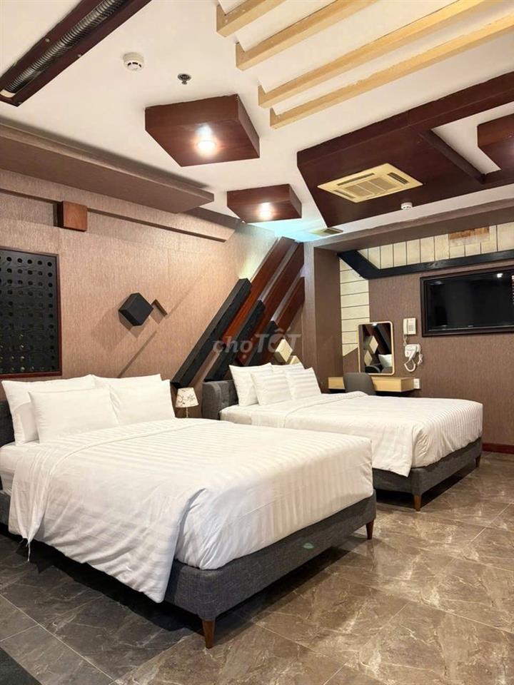 Cần Sang Nhượng Khách Sạn HOLA Cần Thơ