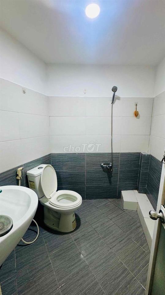 Phòng full nội thất, có thang máy, gần đh Văn Hiến