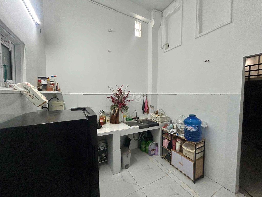 tìm bạn ở ghép