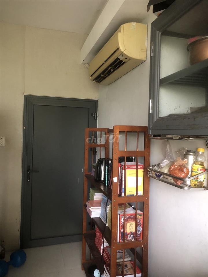 Tụi mình cần tìm bạn cùng phòng