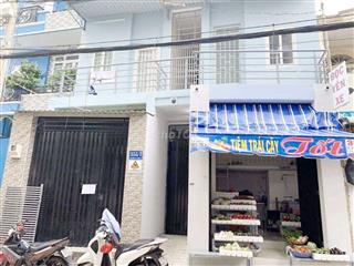 Lê Văn Lương góc NTThập phòng có gác, giờ tự do