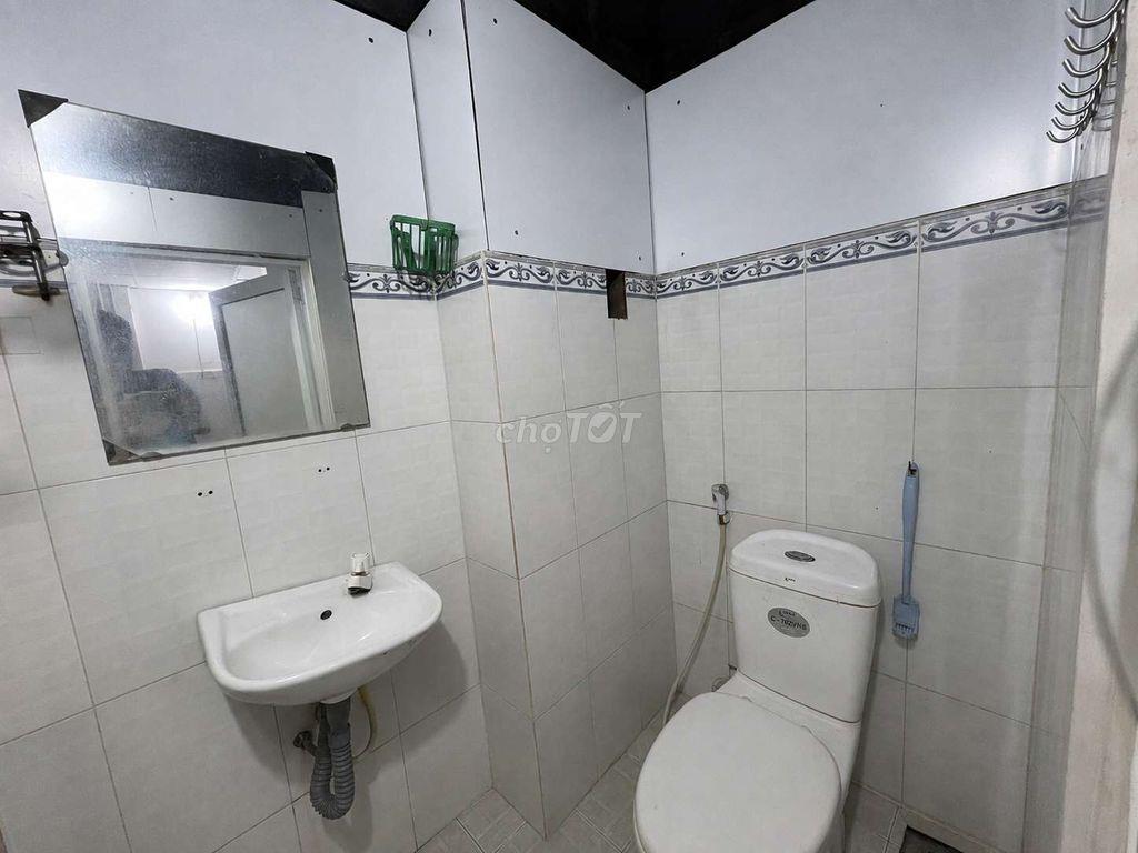 Cho Thuê phòng 213/73 khuông việt. Gần Đầm Sen
