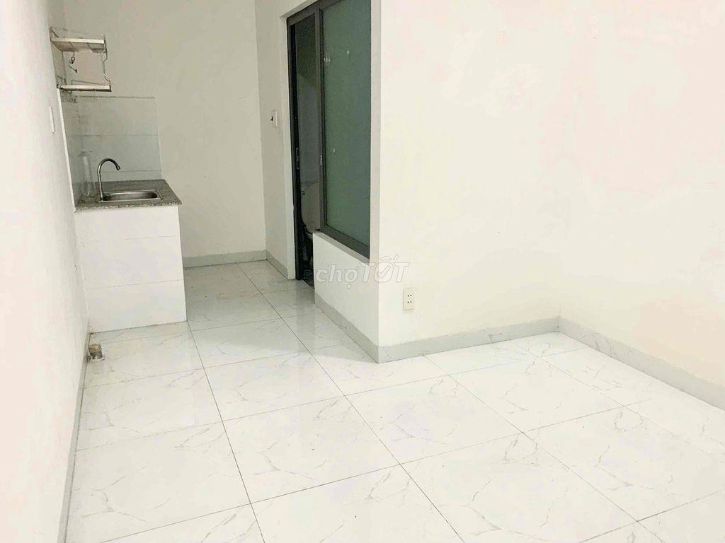 Pass trọ mới mặt tiền Nam Hoà