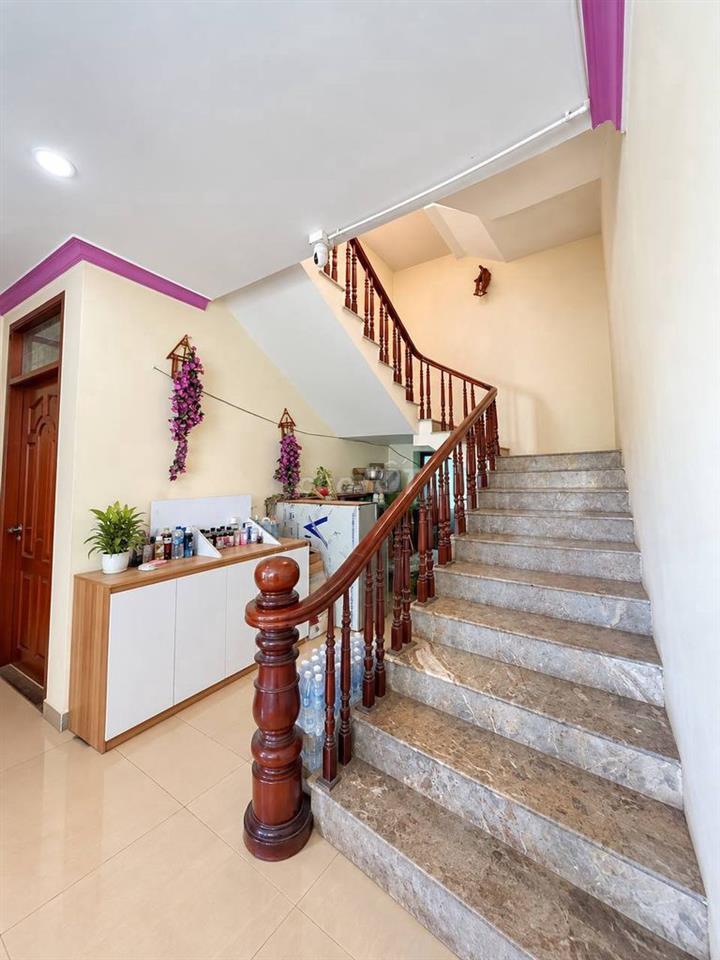 BÁN TOÀ NHÀ KHÁCH SẠN KHU VỰC SÂN BAY NỘI BÀI – BẤT ĐỘNG SẢN DÒNG TIỀN