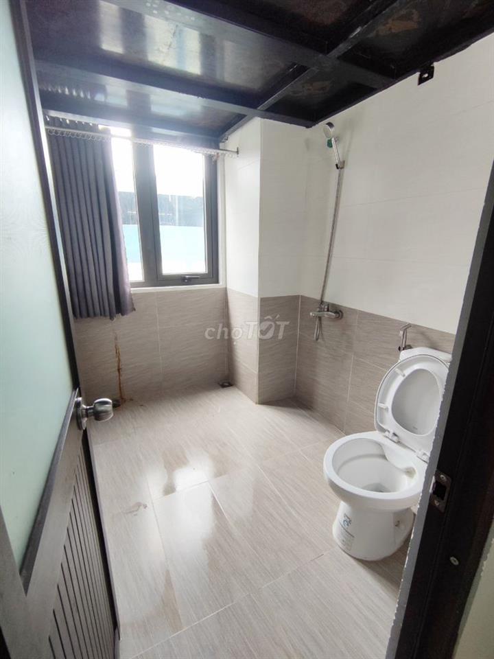 Phòng trọ cao cấp, Thang Máy K78/2B Lê Thanh Nghị