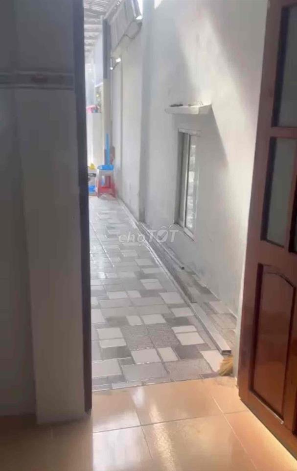 nhà cách chợ kiểng phước 500m