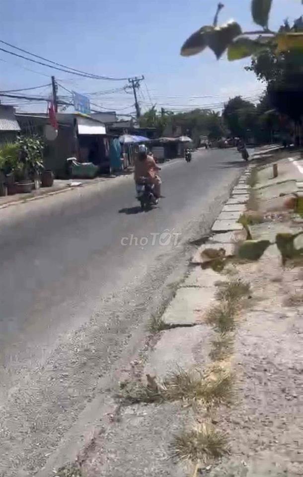 nhà cách chợ kiểng phước 500m