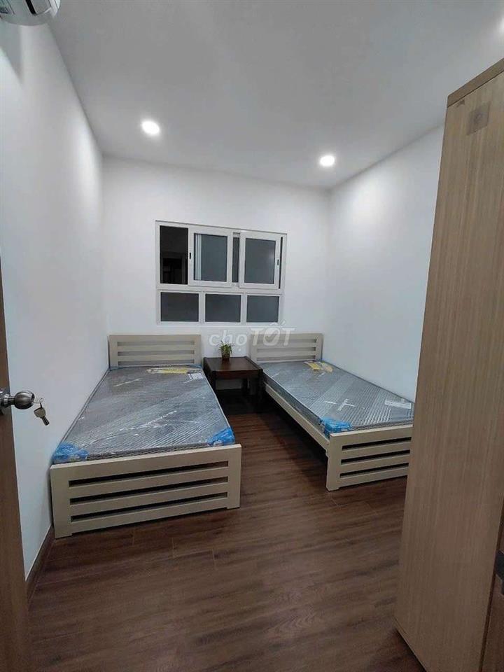 Tìm nữ sinh viên ở ghép 