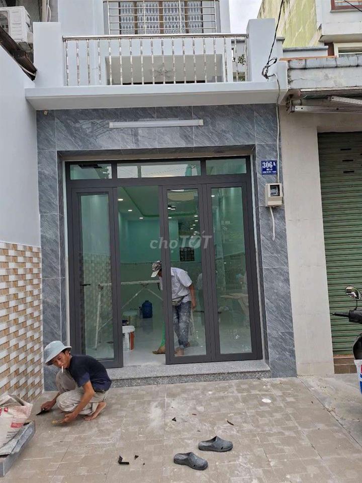 Bán gấp mặt tiền Mã lò 
