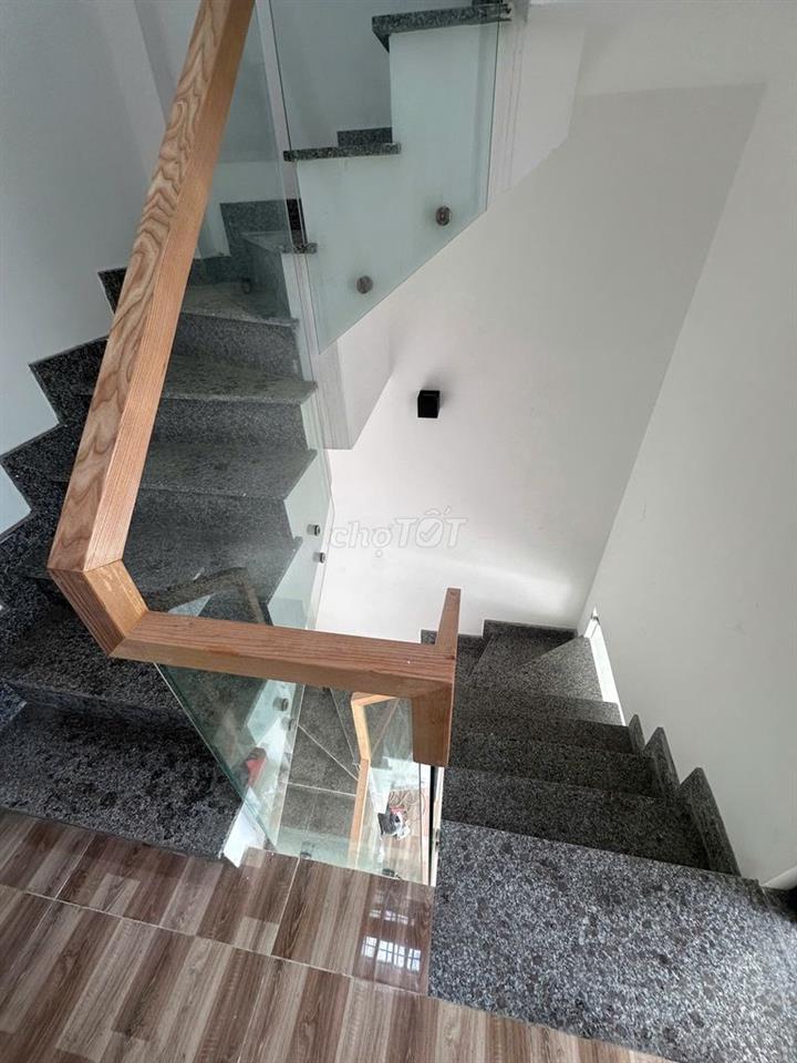 CHO THUÊ NHÀ MẶT TIỀN ĐƯỜNG CHU VĂN AN GIÁ SIÊU RẺ