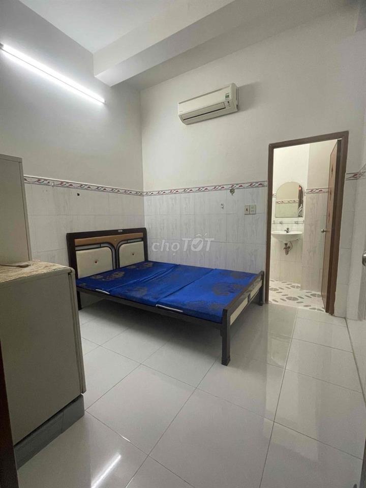 Cho thuê phòng sạch đẹp đủ tiện nghi gần ĐH NTT