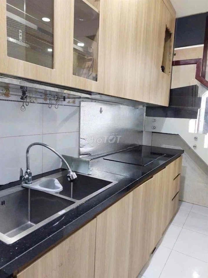 🏠Nguyên Căn 2PN Sẵn Máy Lạnh hẻm Xe Hơi 1135 Huỳnh Tấn Phát Q7