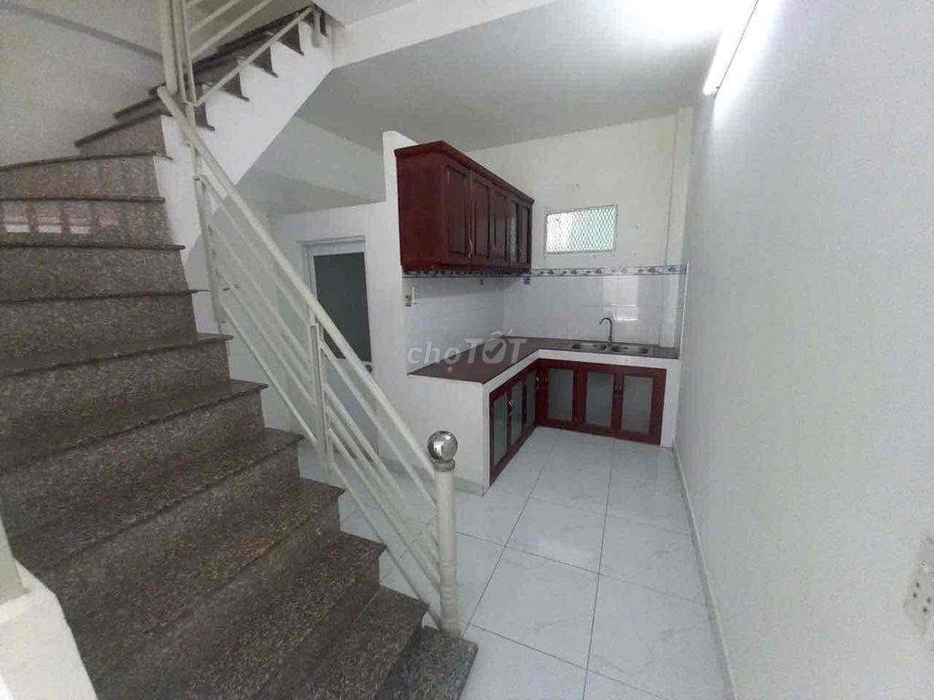Nguyên Căn 2Phòng hẻm 4x15m Huỳnh Tấn Phát ngay KCX Tân Thuận Q7