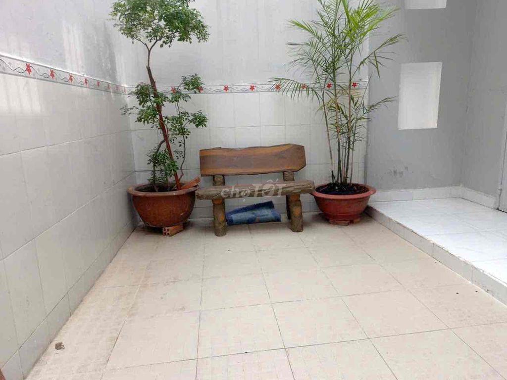 Nguyên Căn 2Phòng hẻm 4x15m Huỳnh Tấn Phát ngay KCX Tân Thuận Q7