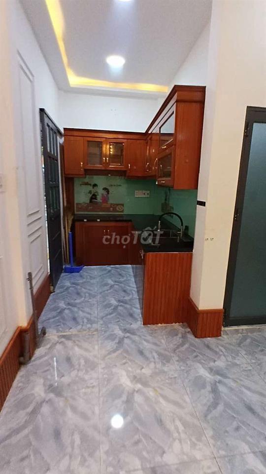 Nhà Sát Chợ Cầu Số 2, Bình Đông, 5m x 9, 2 Tầng, Sổ Hoàn Công 