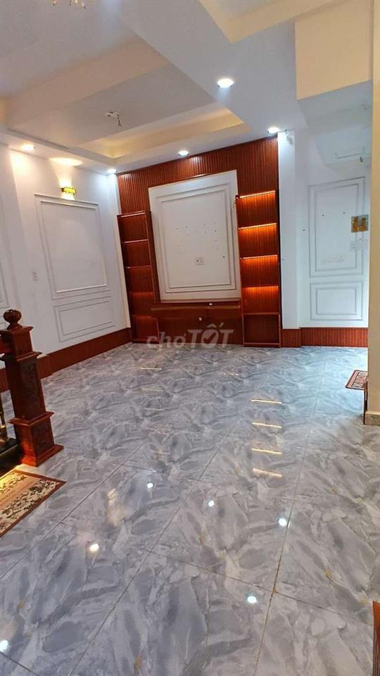 Nhà Sát Chợ Cầu Số 2, Bình Đông, 5m x 9, 2 Tầng, Sổ Hoàn Công 