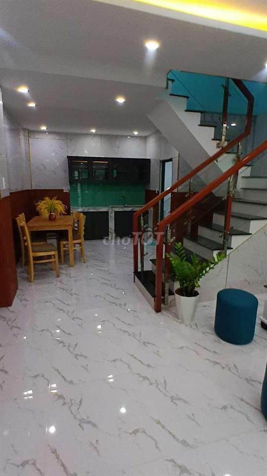 Diện Tích Khủng, 4,5m x 11, 1 Lầu, 2PN, 2WC, Chỉ Hơn 2 Tỏi