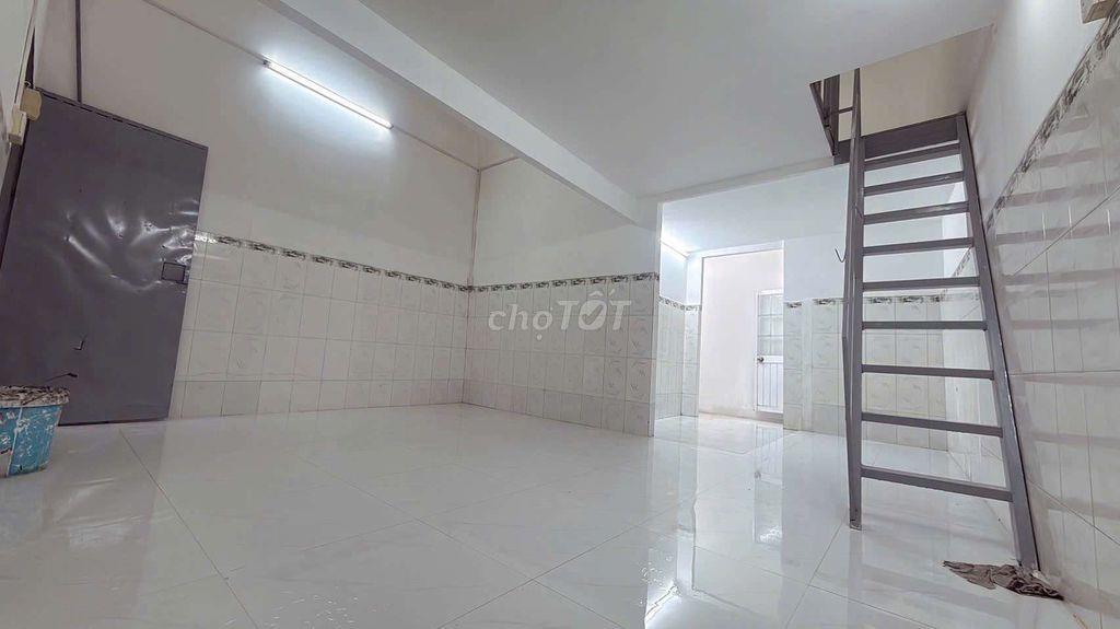Gần Cầu Vượt Nguyễn Văn Linh, QL50, 5m x 8m, 3PN, Chỉ 490tr