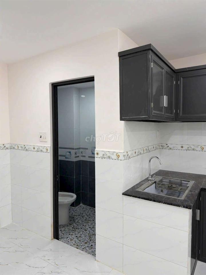 Gần Bến Xe Q.8, 3,5m x 11, 1Lầu, 2PN, Chỉ Hơn 2 Tỏi