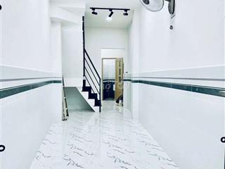 Nhà Gần Chợ Rạch Ông, 1 Trệt, 1 Lầu, 2PN, Chỉ Hơn 2 Tỏi