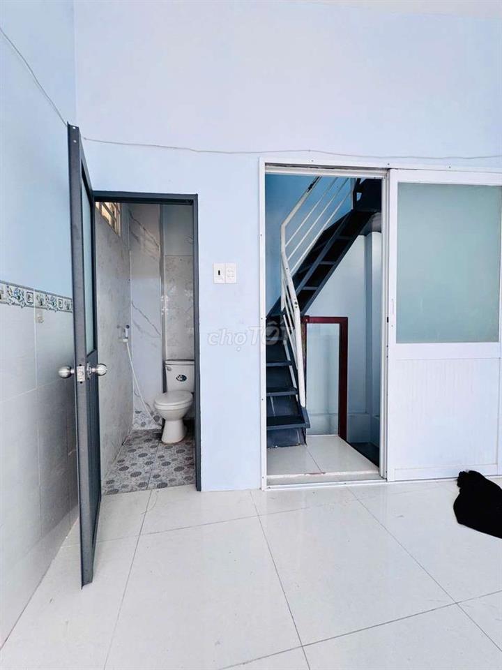 Dương Bá Trạc, 1 Trệt, 2 Lầu, Sổ Hồng Riêng,  Chỉ Hơn 2 Tỏi