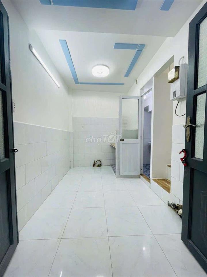 Trần Hưng Đạo, 1 Trệt, 1lầu, Sổ Hồng Riêng,  Chỉ Hơn 1 Tỏi
