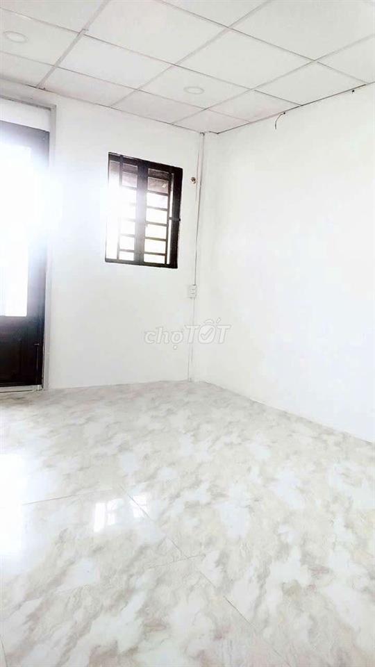 Cho Thuê Nhà Gần Hồ Bơi Hòa Bình, 3m x 17, 3PN, Chỉ 10tr/t