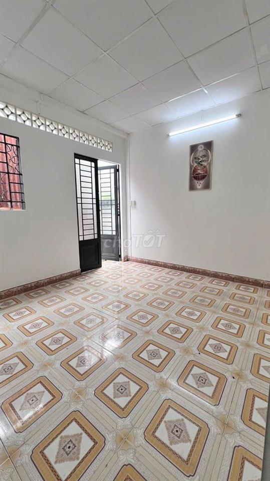 Gần Bến Xe Quận 8, 4m x 5m, 1 Làu, KĐC Hiện Hữu, Chỉ Hơn 1 Tỏi