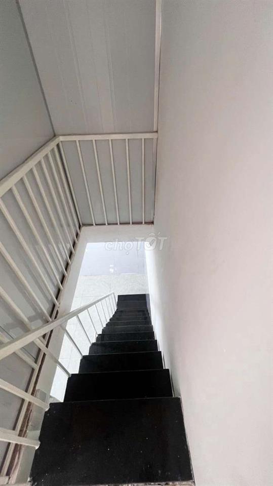 Gần Bến Xe Quận 8, 4m x 5m, 1 Làu, KĐC Hiện Hữu, Chỉ Hơn 1 Tỏi